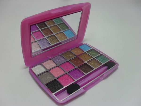 Paleta de Sombras Purpl Butterfly - 18 Cores 3D-Tango- PE-18